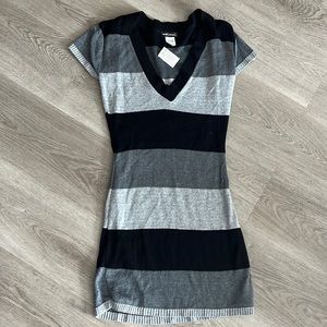 Striped tube with short sleeves monochromatic dress